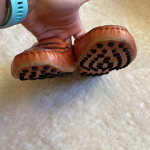 Tod’s women’s gommino driving loafers size 7.5 - Picture 8 of 8